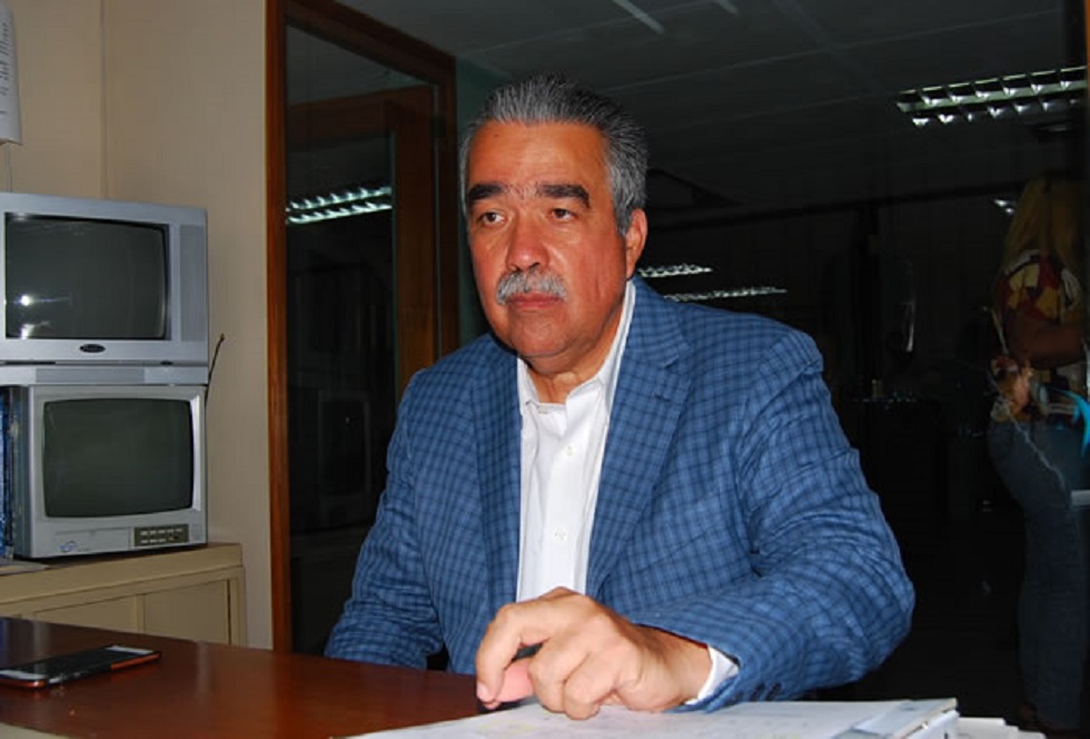 Luis Eduardo Martínez1
